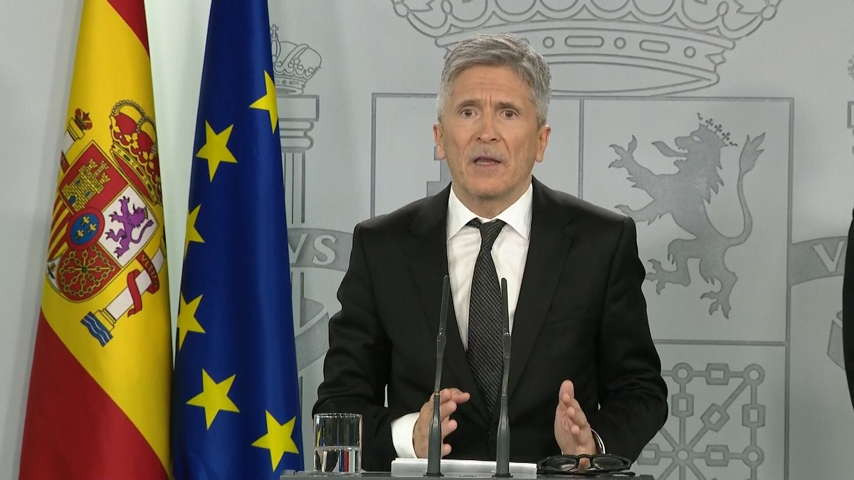 fernando-grande-marlaska-anuncia-que-restablecen-los-controles-fronteras-terrestres-158437